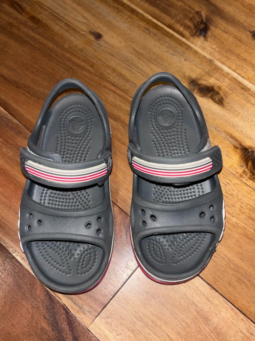 Toddler Crocs Sandals sz 9